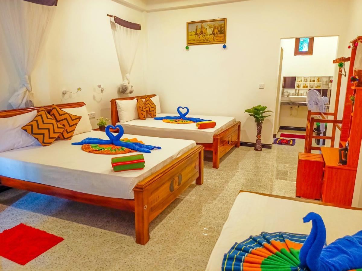 Sigiri Tarushan Home Stay Sigiriya Dış mekan fotoğraf